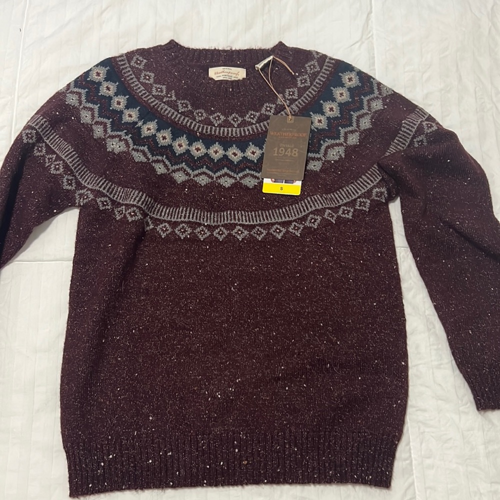 Weatherproof small women’s burgundy sweater, NWT